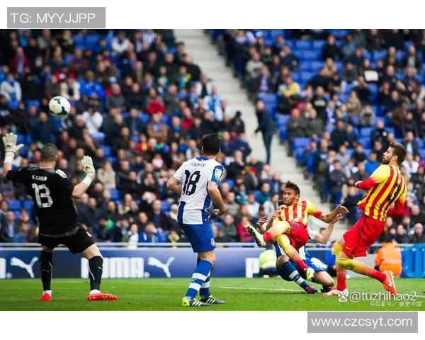 达姆施塔特与帕德博恩激战正酣比分揭晓精彩瞬间回顾